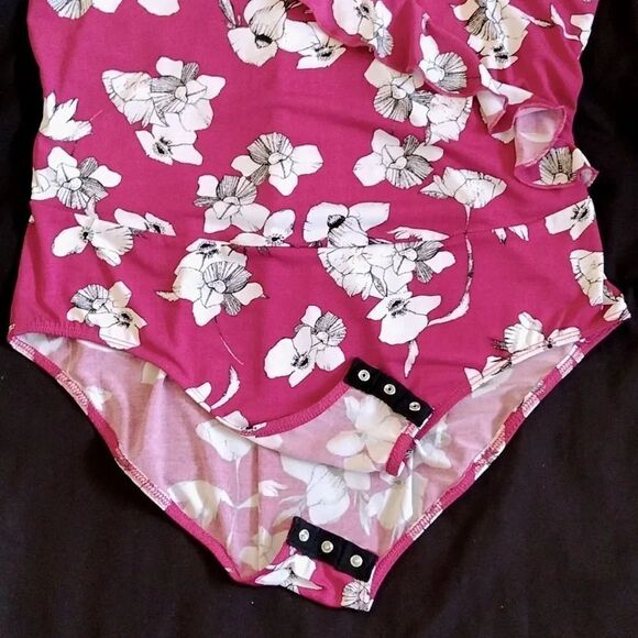 Heart Soul Pink White Floral Ruffled Cold Shoulder Surplice Bodysuit XL - Picture 7 of 14